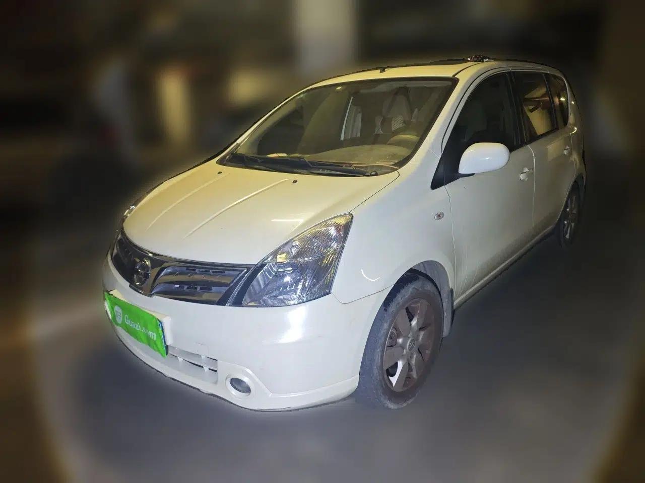 Nissan Livina 2010 Jingyue Edition 1.6L Automatic Supercharged Model — миниатюра 1