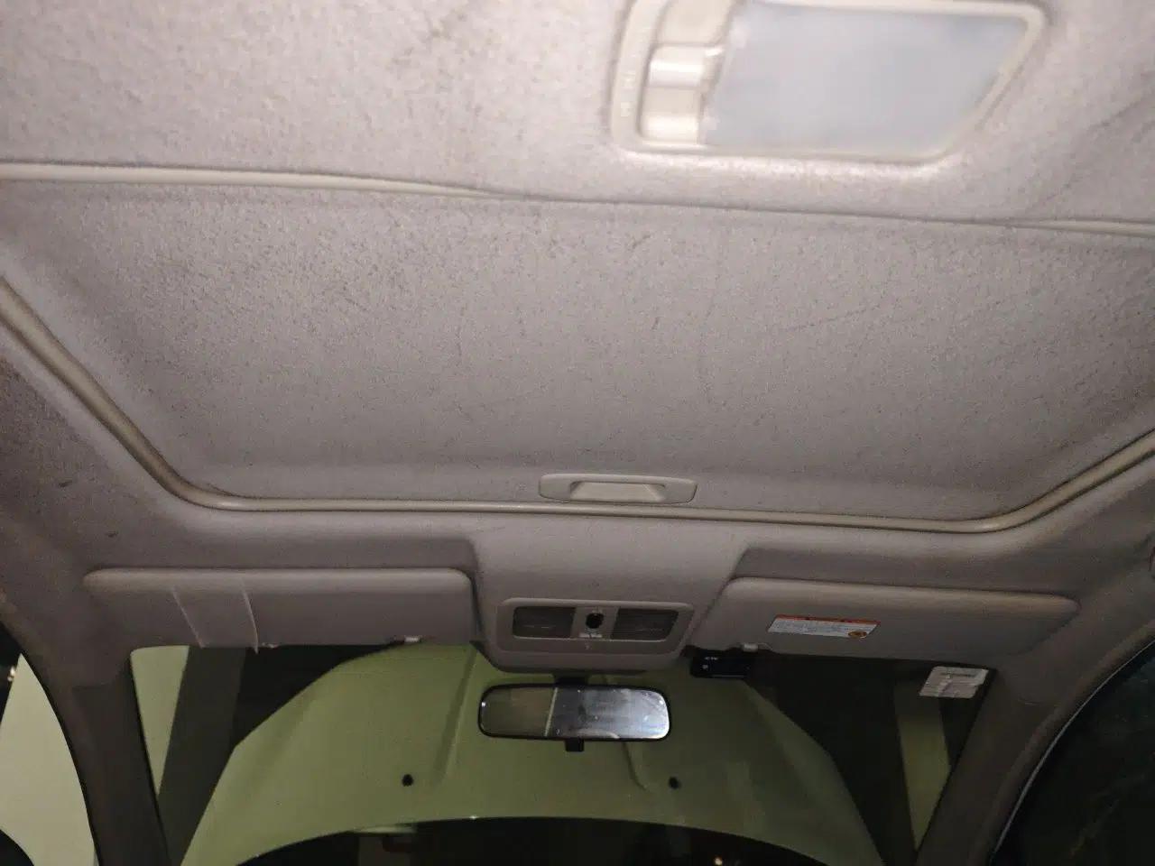 Nissan Livina 2010 Jingyue Edition 1.6L Automatic Supercharged Model — миниатюра 18