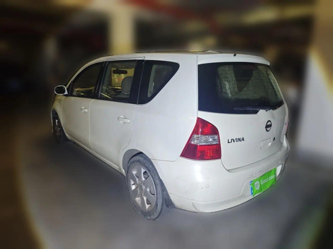 Nissan Livina 2010 Jingyue Edition 1.6L Automatic Supercharged Model — миниатюра 4