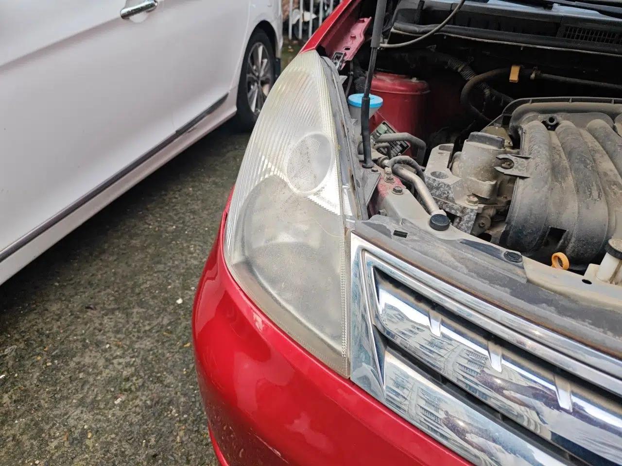 Nissan Livina 2010 Jingyue Edition 1.6L Manual All-Around Model — миниатюра 7