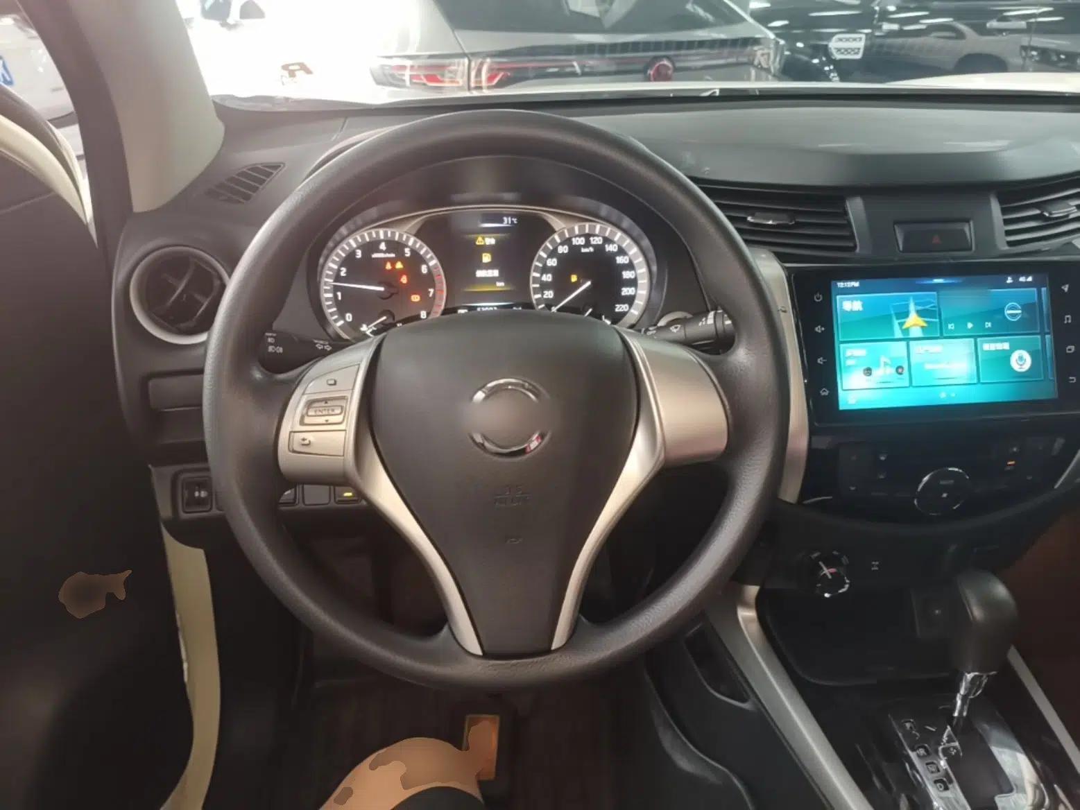 Nissan Terra 2020 2.5L XL Upper 4WD Automatic Four-Wheel Drive Luxury Edition — миниатюра 18