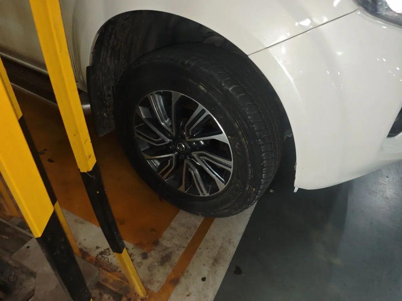 Nissan Terra 2020 2.5L XL Upper Automatic Two-Wheel Drive Luxury Edition — миниатюра 8