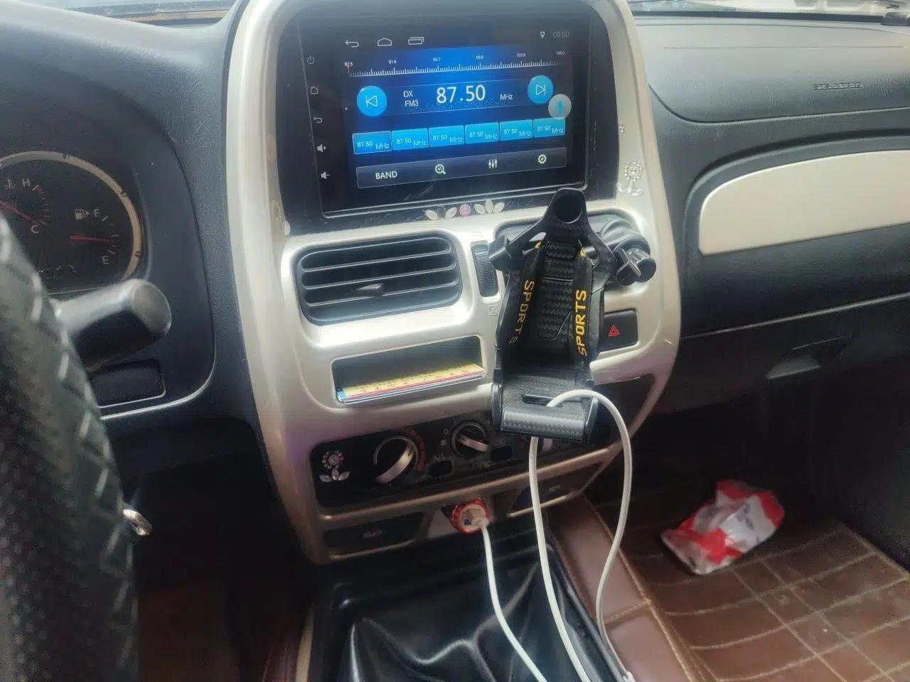 Nissan Paladin 2008 2.4L Two-Wheel-Drive Standard Version — миниатюра 13