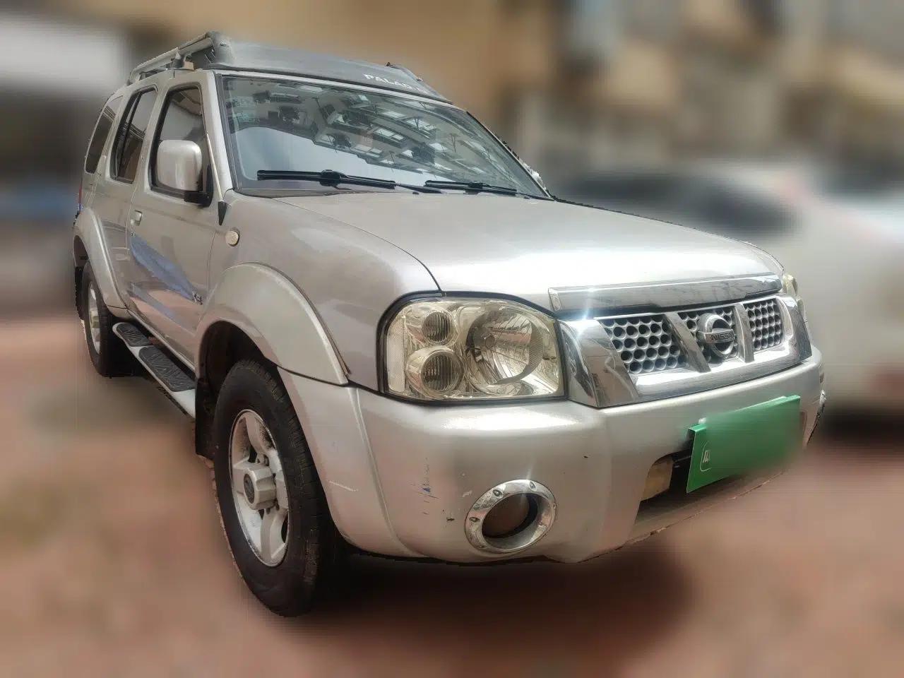 Nissan Paladin 2008 2.4L Two-Wheel-Drive Standard Version — миниатюра 3