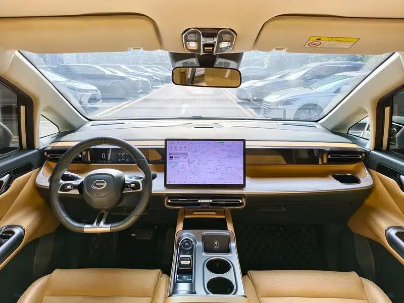 Trumpchi E8 2024 Glory Series 2.0ATK Glory Edition — миниатюра 6