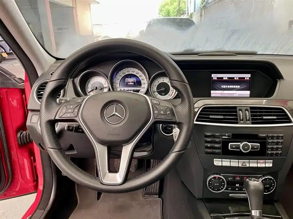 Mercedes-Benz C-Class 2013 C 260 CGI Fashion Model — миниатюра 11