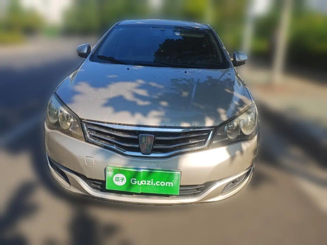 Roewe 350 2015 1.5L Manual Luxury Sunroof Edition — миниатюра 2