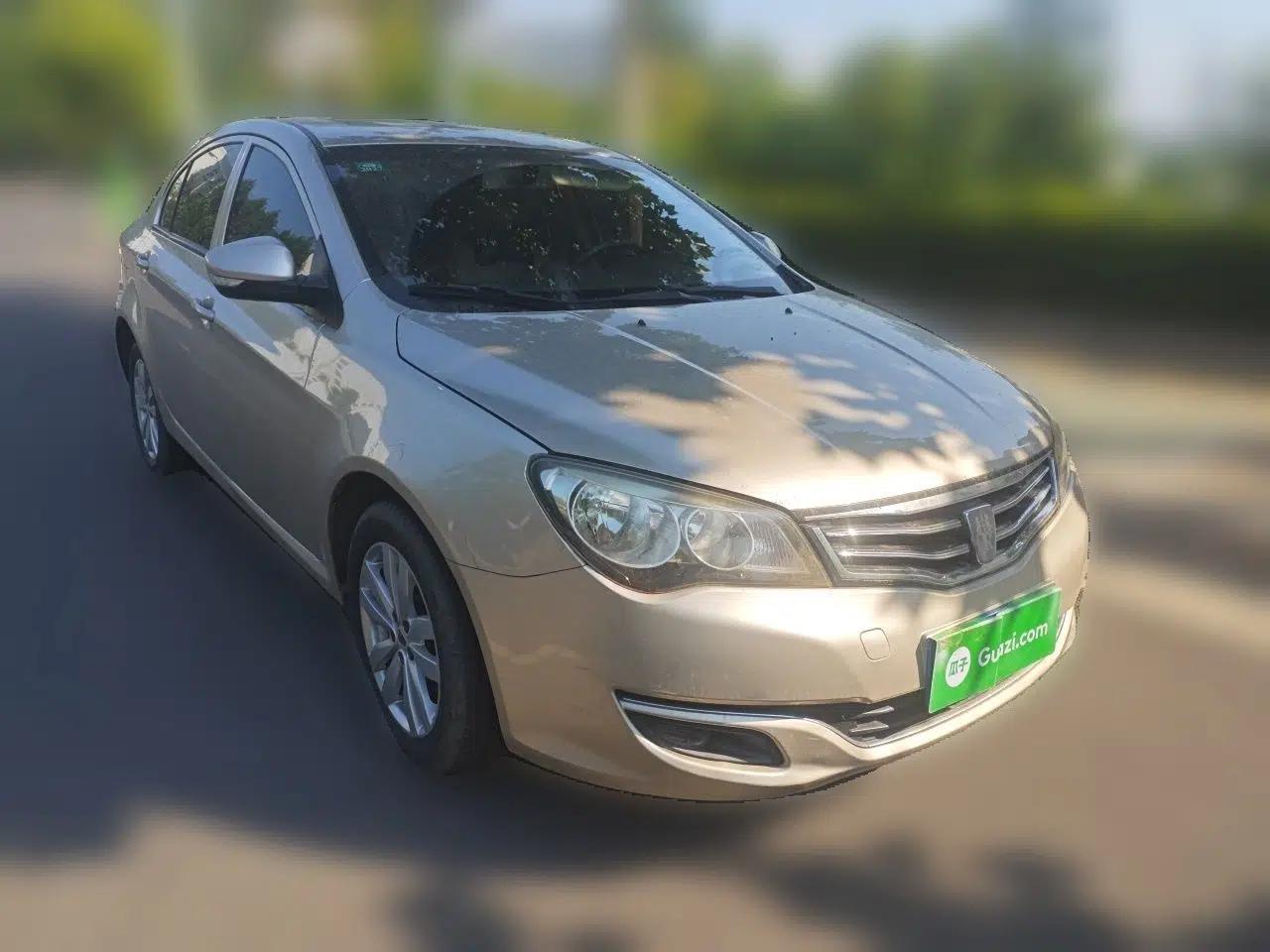 Roewe 350 2015 1.5L Manual Luxury Sunroof Edition — миниатюра 3