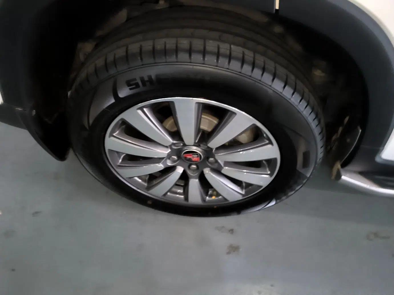 Roewe RX8 2019 30T Smart Connectivity Two-Wheel Drive Supreme Flagship Edition — миниатюра 16