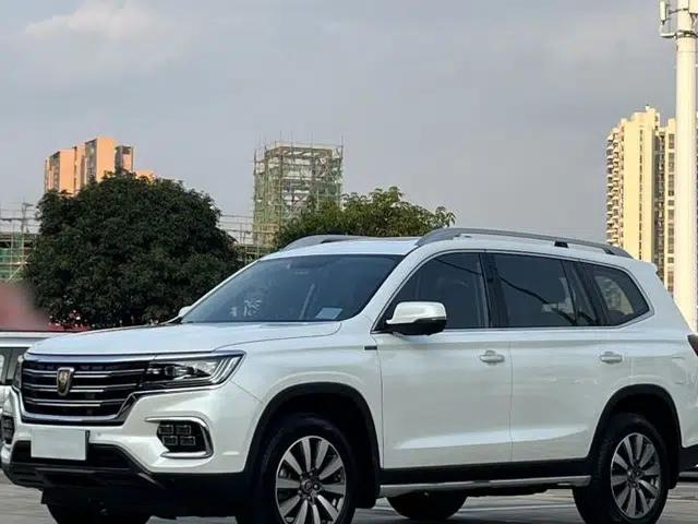 Roewe RX8 2019 30T Smart Connectivity Two-Wheel Drive Supreme Flagship Edition