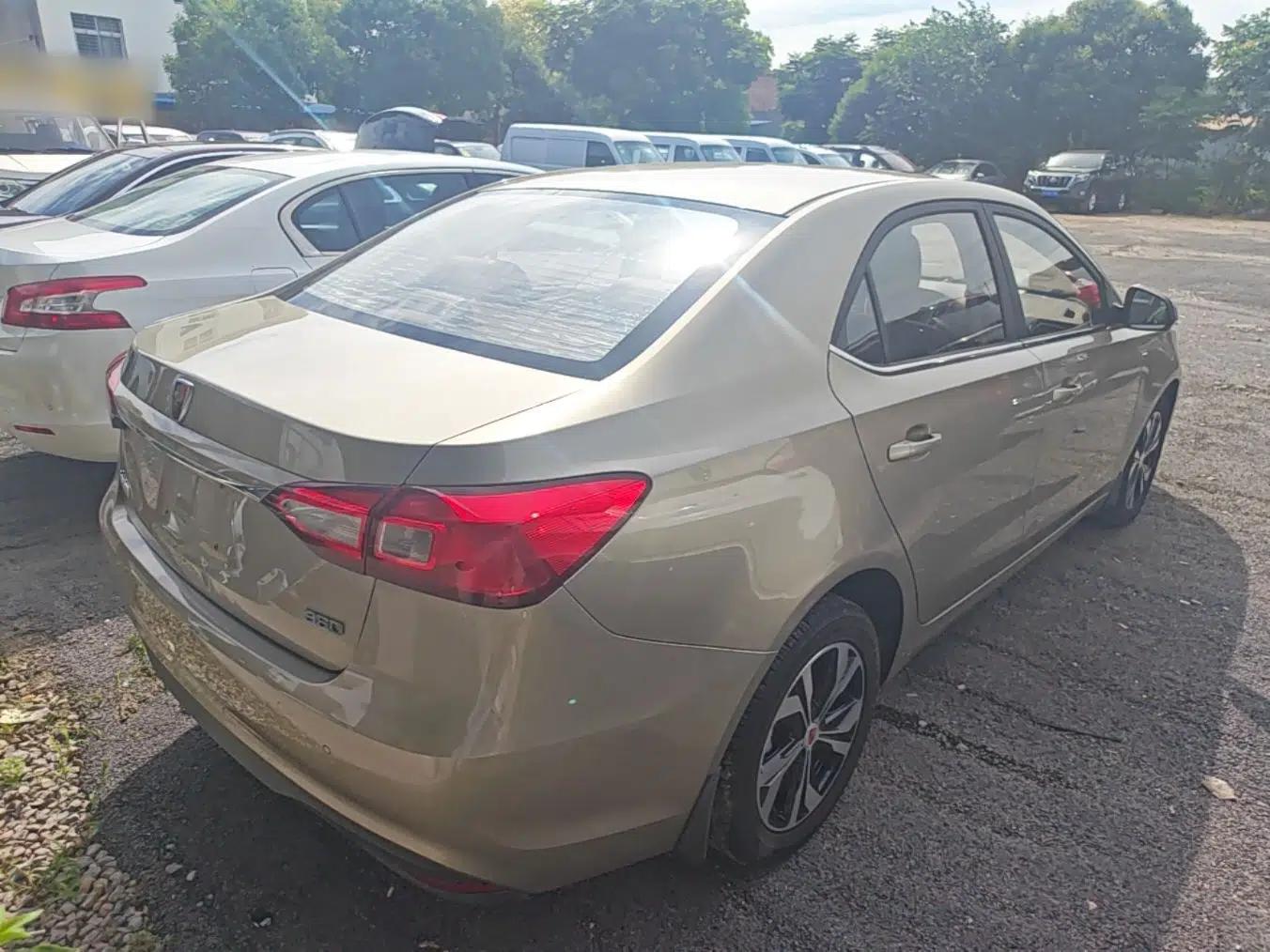 Roewe 360 2017 1.5L Automatic Luxury Edition — миниатюра 6