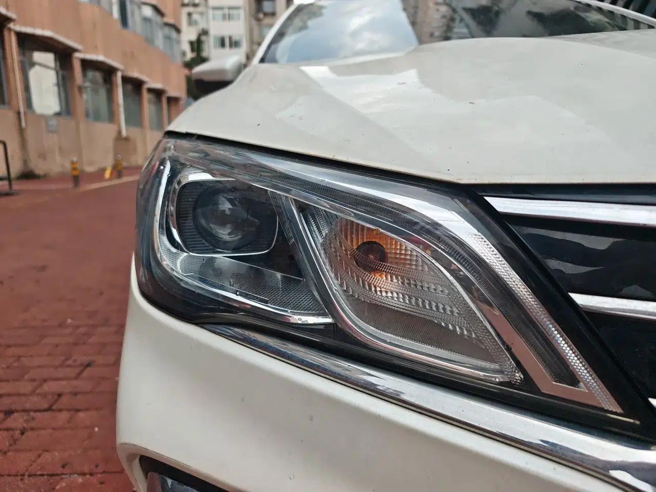 Roewe Ei5 2018 Internet Luxury Edition — миниатюра 7
