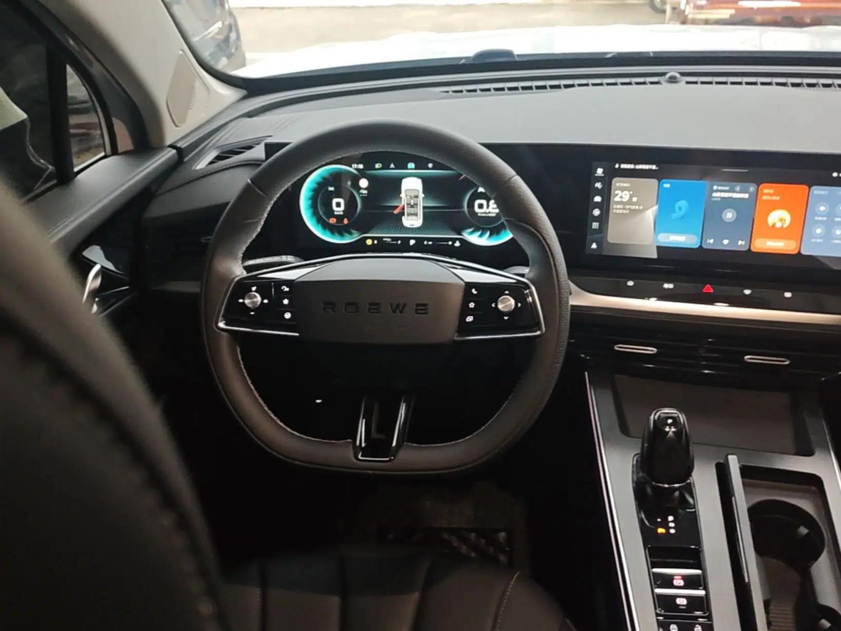 Roewe RX5 MAX 2022 1.5T Automatic Zhiwei Prestige Edition — миниатюра 13