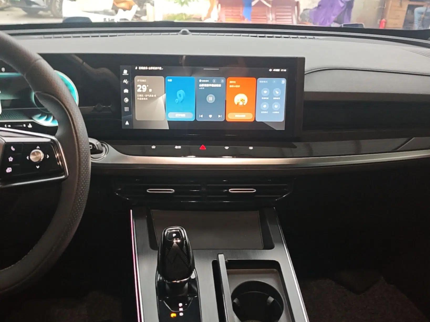 Roewe RX5 MAX 2022 1.5T Automatic Zhiwei Prestige Edition — миниатюра 15