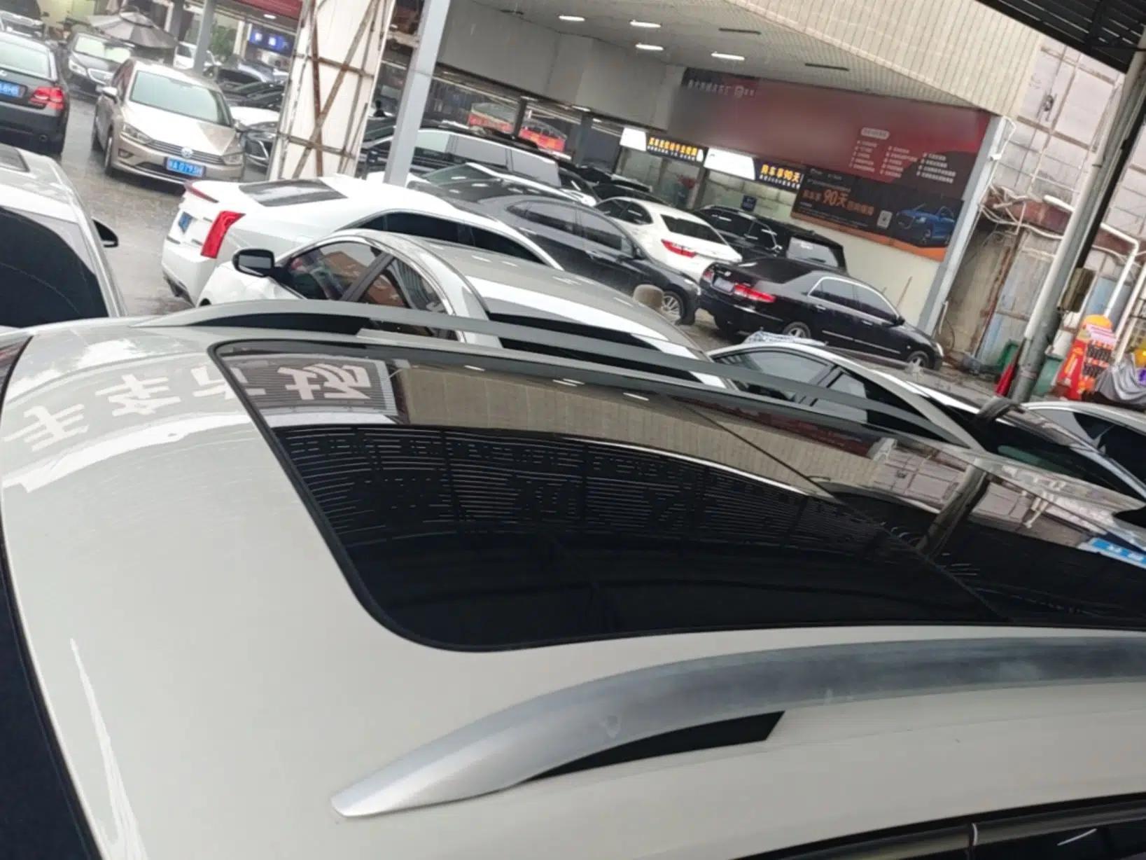 Roewe RX5 MAX 2022 1.5T Automatic Zhiwei Prestige Edition — миниатюра 7