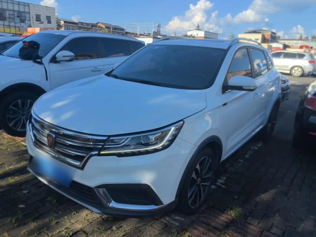 Roewe RX3 2018 1.6L CVT Flagship Edition — миниатюра 1