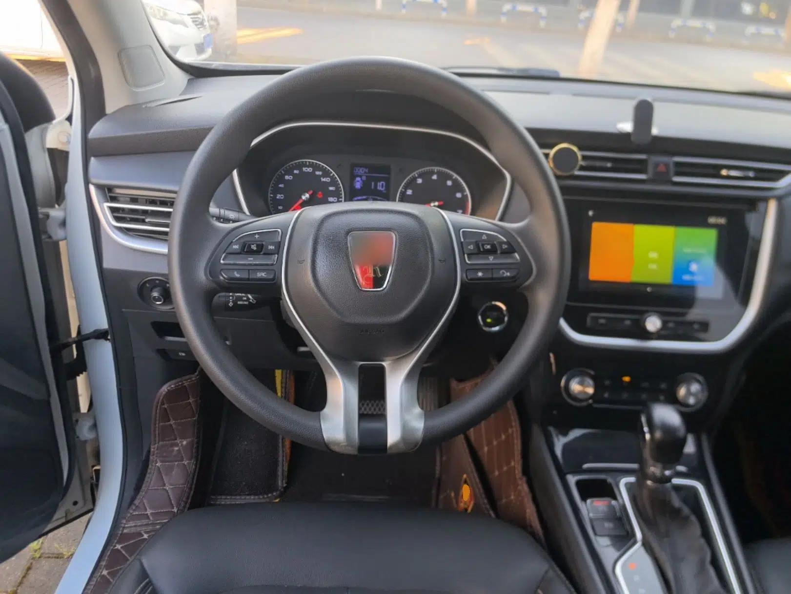 Roewe RX3 2018 1.6L CVT Flagship Edition — миниатюра 13