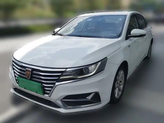 Roewe i6 New Energy 2017 45T Hybrid Connect & Smart Enjoyment Edition