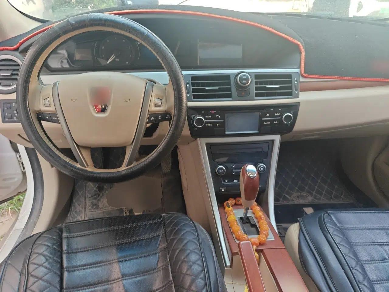 Roewe 550 2013 Classic Edition 550 1.8L Automatic Luxury Model — миниатюра 9