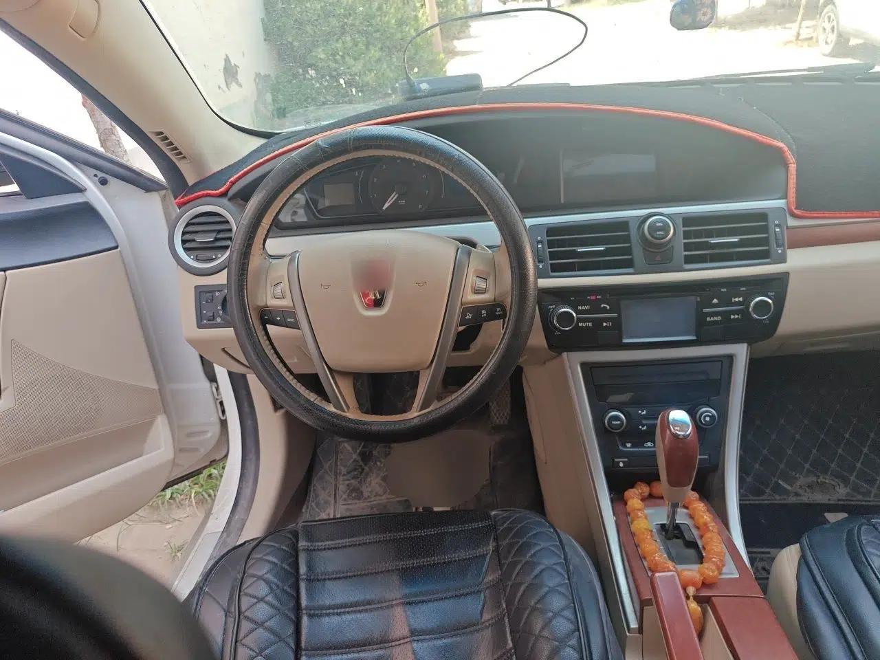 Roewe 550 2013 Classic Edition 550 1.8L Automatic Luxury Model — миниатюра 10