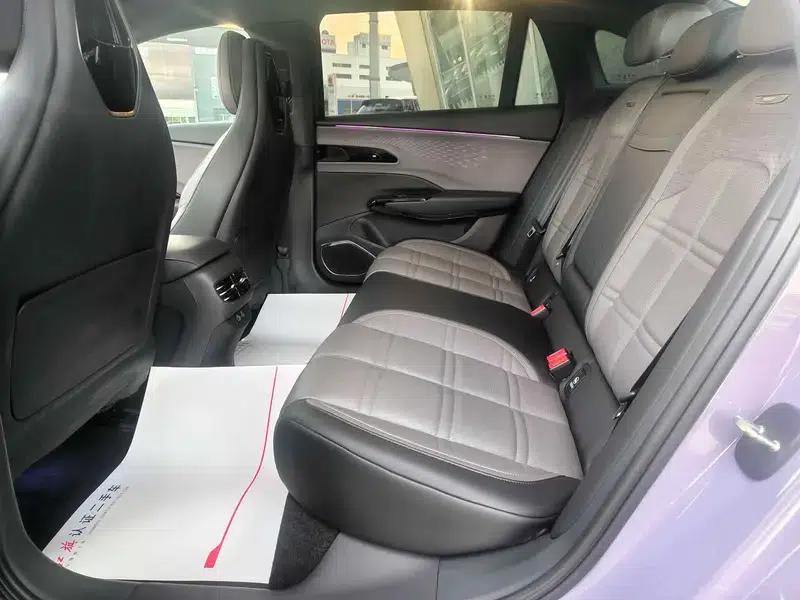 Hongqi EH7 2024 760 Pro+ AWD Edition — миниатюра 11