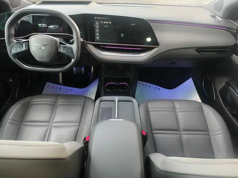 Hongqi EH7 2024 760 Pro+ AWD Edition — миниатюра 8