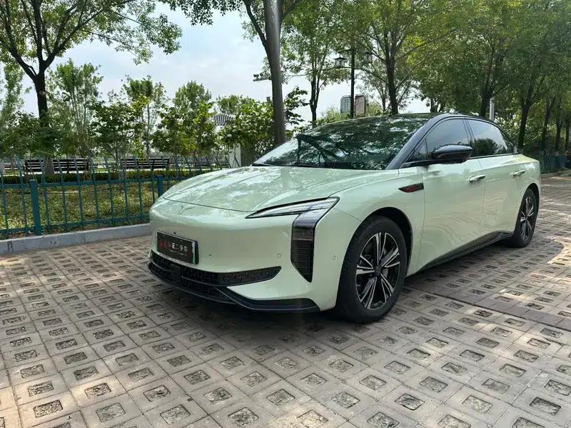 Hongqi EH7 2024 820 Pro — миниатюра 1