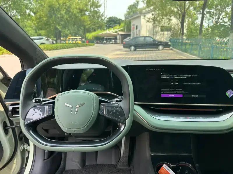 Hongqi EH7 2024 820 Pro — миниатюра 11