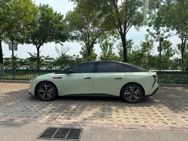 Hongqi EH7 2024 820 Pro — миниатюра 4