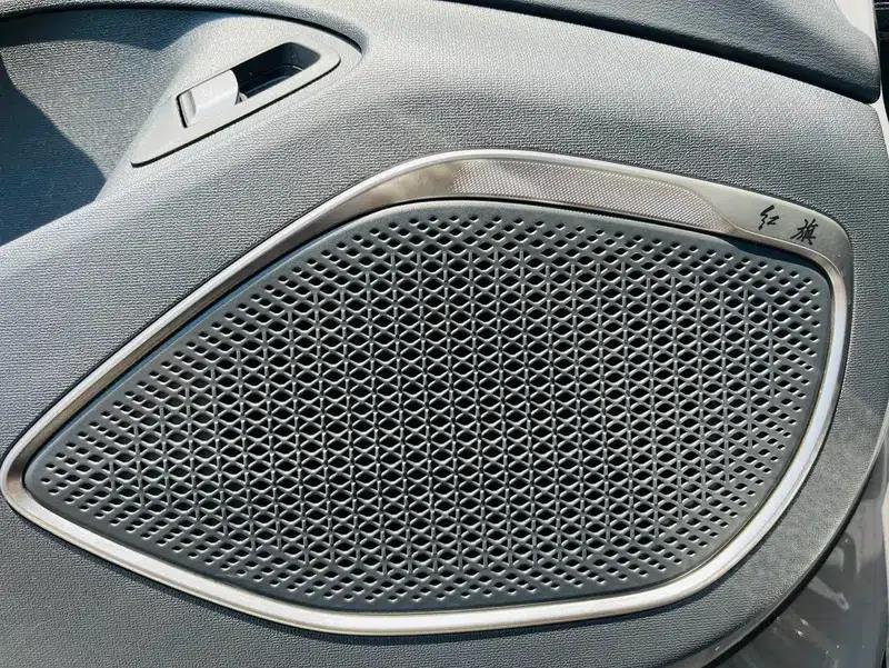 Hongqi EH7 2025 640 AWD Smart Selection Edition — миниатюра 12