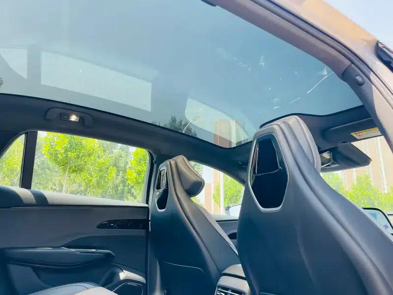 Hongqi EH7 2025 640 AWD Smart Selection Edition — миниатюра 33