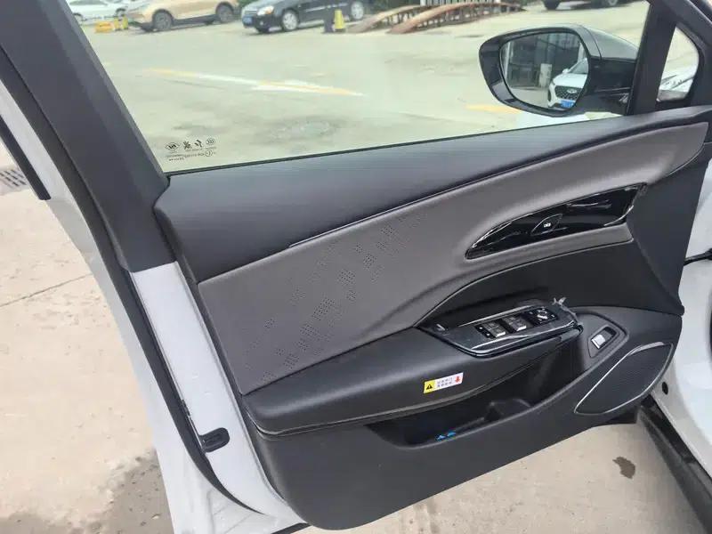 Hongqi EH7 2025 600 Smart Selection Edition — миниатюра 19