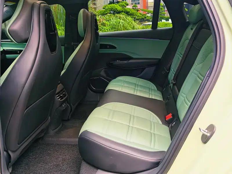 Hongqi EH7 2024 760 Pro+ AWD Edition — миниатюра 12