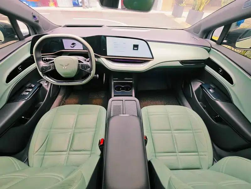 Hongqi EH7 2024 760 Pro+ AWD Edition — миниатюра 9