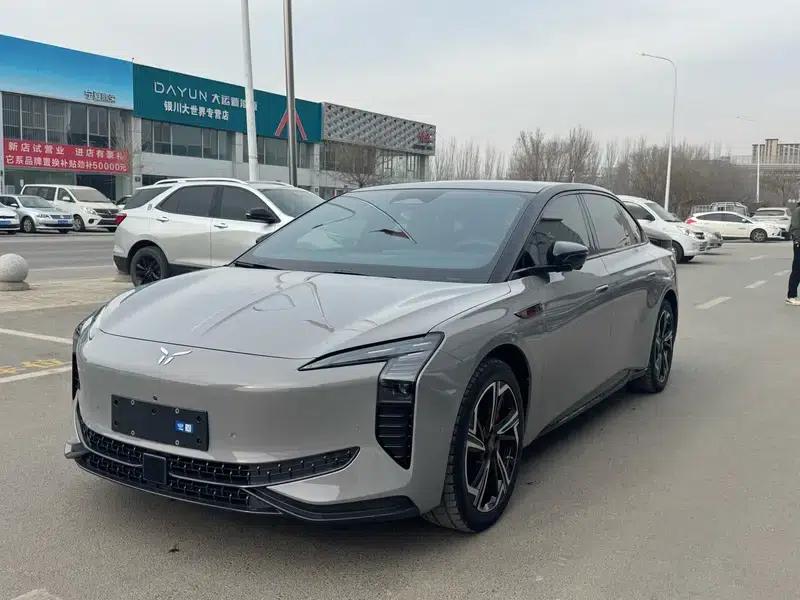 Hongqi EH7 2024 820 Pro — миниатюра 1