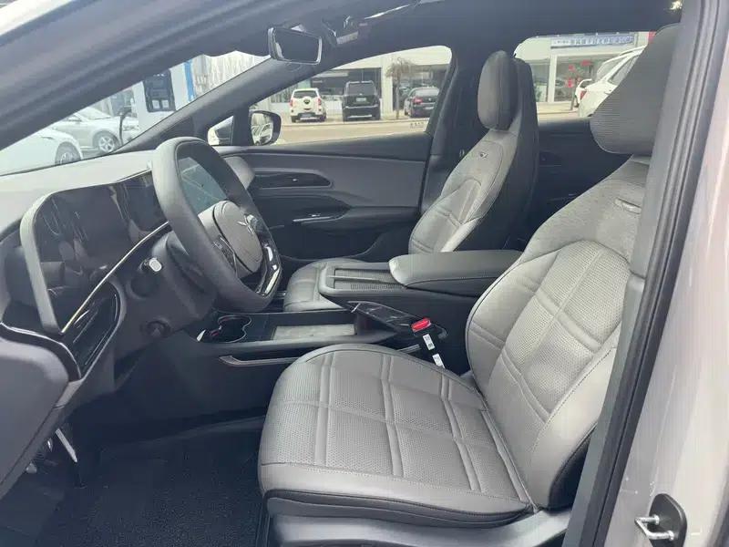 Hongqi EH7 2024 820 Pro — миниатюра 11