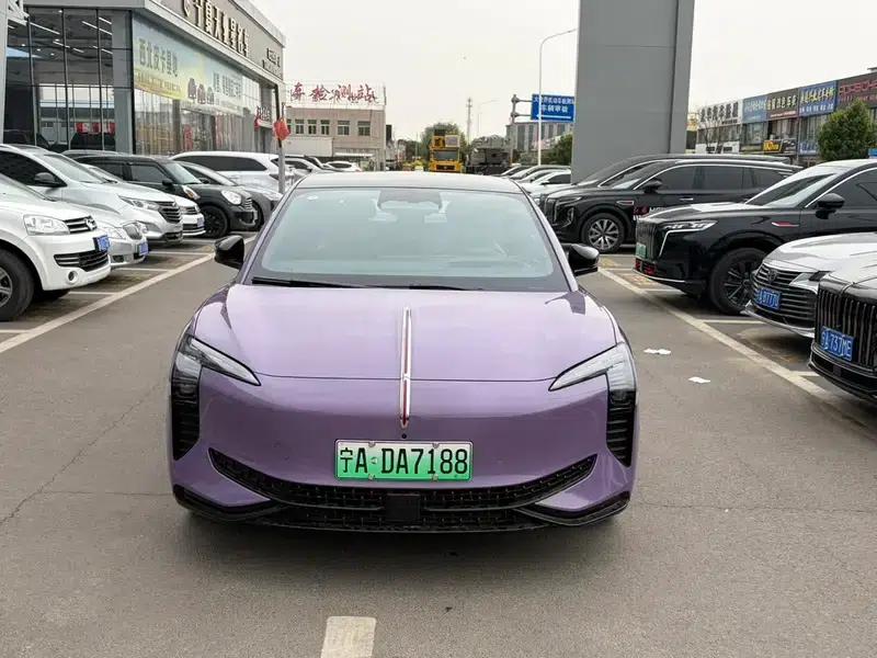 Hongqi EH7 2025 640 AWD Smart Selection Edition — миниатюра 2