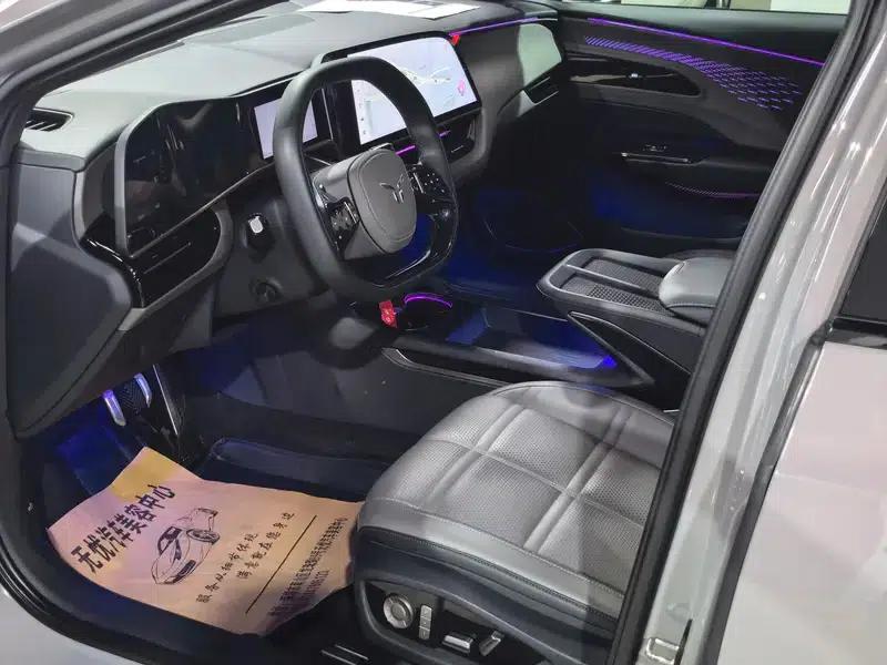 Hongqi EH7 2024 760 Pro+ AWD Edition — миниатюра 11