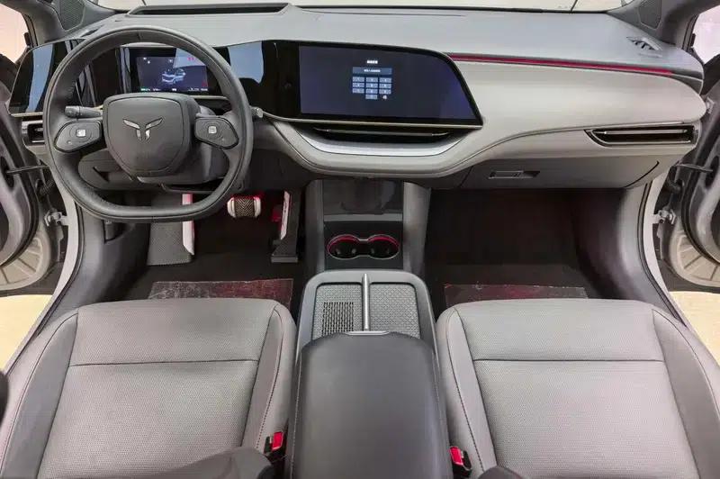 Hongqi EH7 2025 640 AWD Smart Selection Edition — миниатюра 7