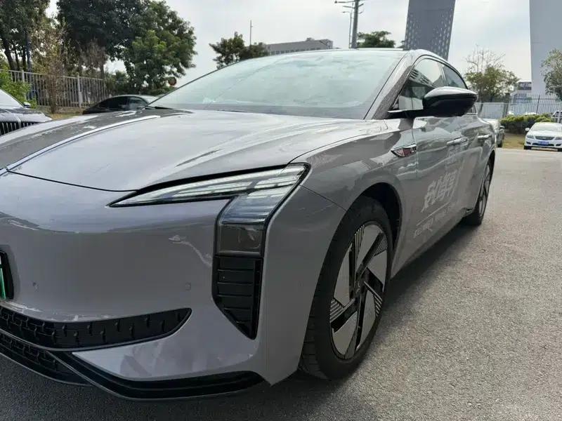 Hongqi EH7 2025 640 AWD Smart Selection Edition — миниатюра 7