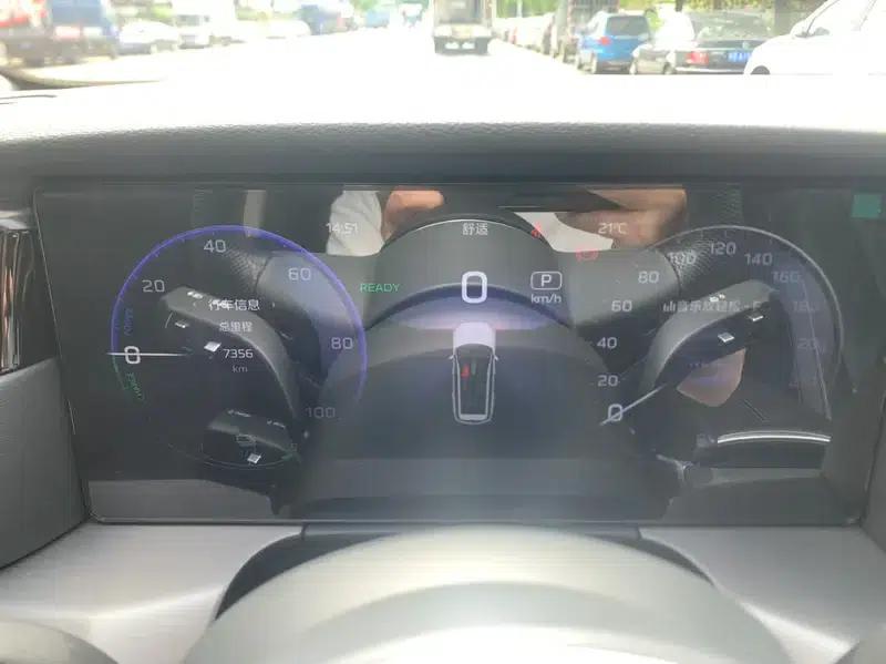 Hongqi HS7 PHEV 2024 2.0T AWD Flagship Edition 6-seater — миниатюра 11