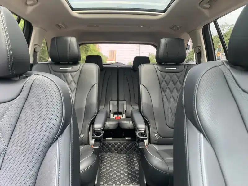Hongqi HS7 PHEV 2024 2.0T AWD Flagship Edition 6-seater — миниатюра 16