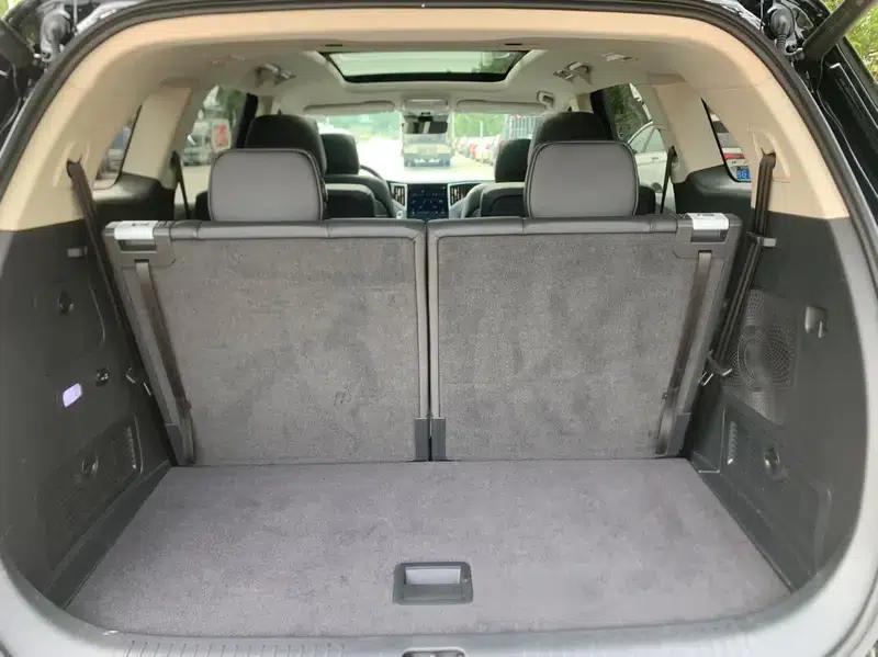 Hongqi HS7 PHEV 2024 2.0T AWD Flagship Edition 6-seater — миниатюра 17