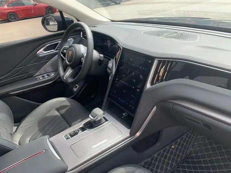 Hongqi HS7 PHEV 2024 2.0T AWD Flagship Edition 6-seater — миниатюра 10