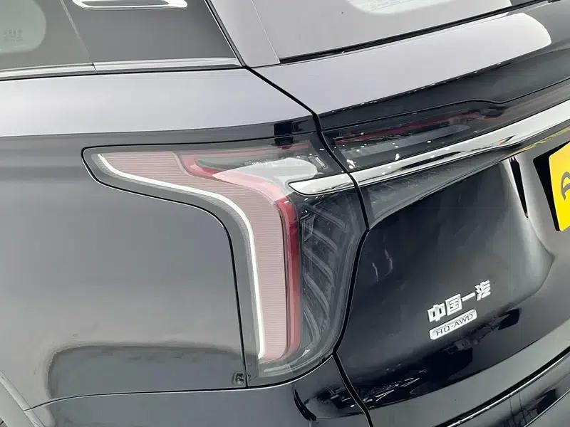 Hongqi HS7 PHEV 2024 2.0T AWD Flagship Edition 6-seater — миниатюра 13