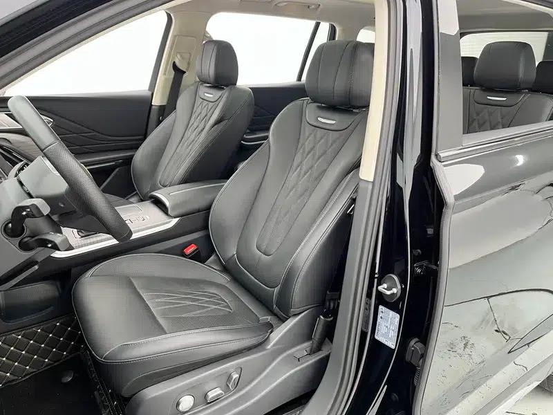 Hongqi HS7 PHEV 2024 2.0T AWD Flagship Edition 6-seater — миниатюра 21