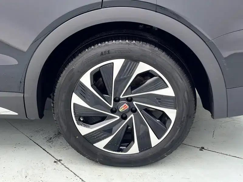 Hongqi HS7 PHEV 2024 2.0T AWD Flagship Edition 6-seater — миниатюра 9