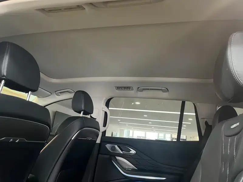 Hongqi HS7 PHEV 2024 2.0T AWD Flagship Edition 6-seater — миниатюра 30