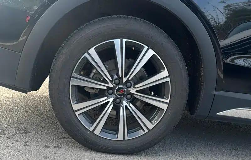 Hongqi HS7 PHEV 2025 2.0T 2 Millionth Unit Commemorative Edition 6-Seater — миниатюра 7