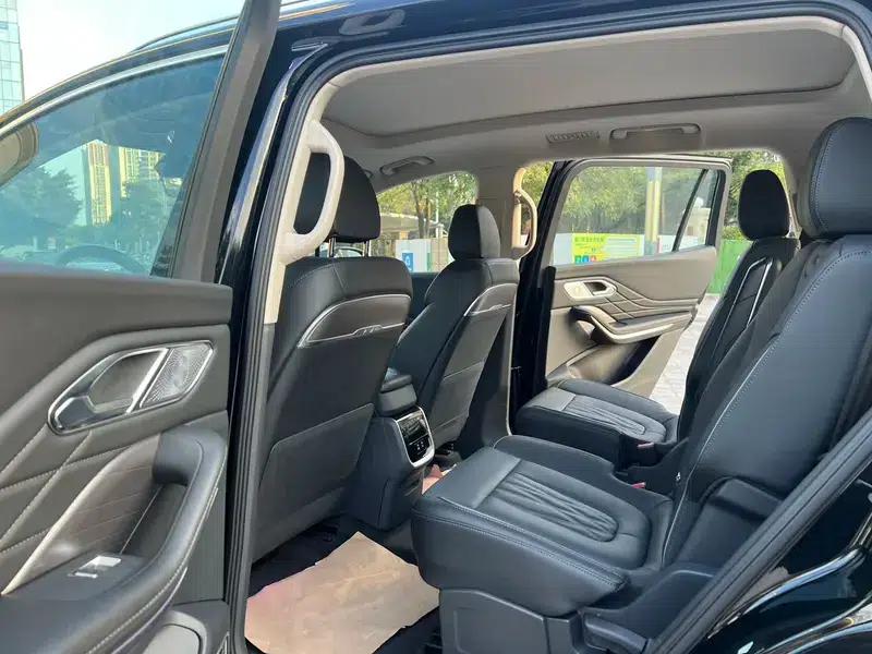 Hongqi HS7 PHEV 2024 2.0T AWD Flagship Edition 6-seater — миниатюра 9